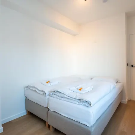 Incredibly Renovated Flat On A Suberb Location Διαμέρισμα Οστένδη