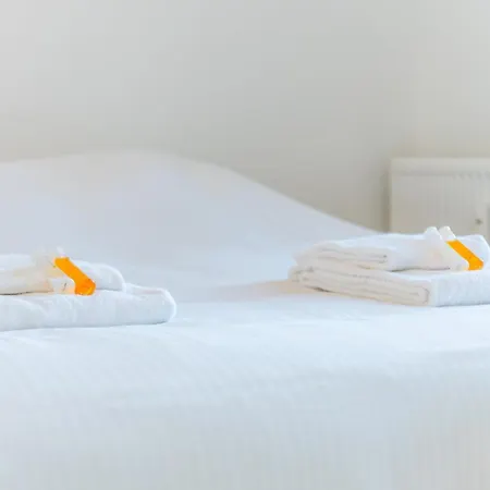 Incredibly Renovated Flat On A Suberb Location