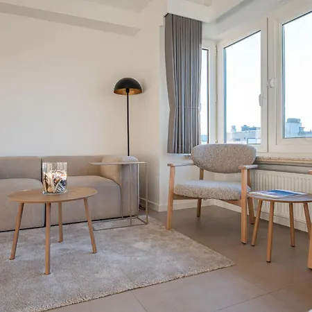 Incredibly Renovated Flat On A Suberb Location Διαμέρισμα Οστένδη