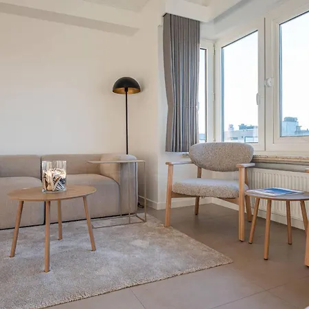 Incredibly Renovated Flat On A Suberb Location