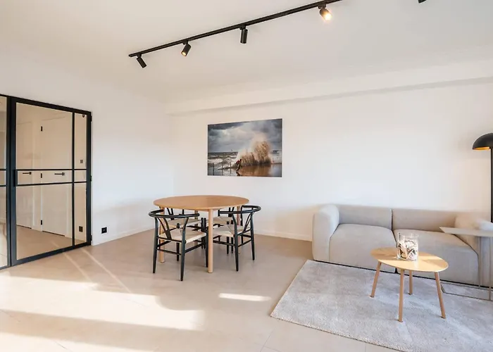 Apartment Incredibly Renovated Flat On A Suberb Location